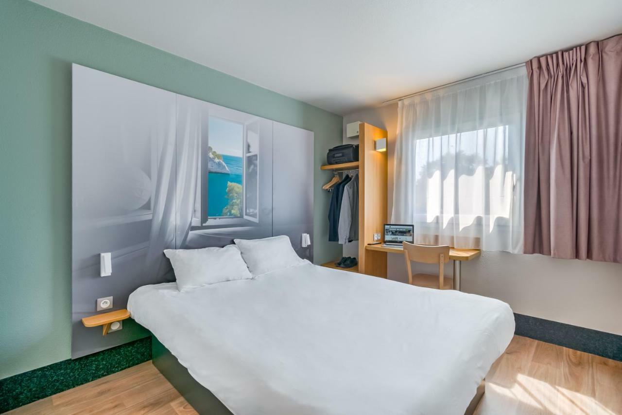 La Valentine Hotel